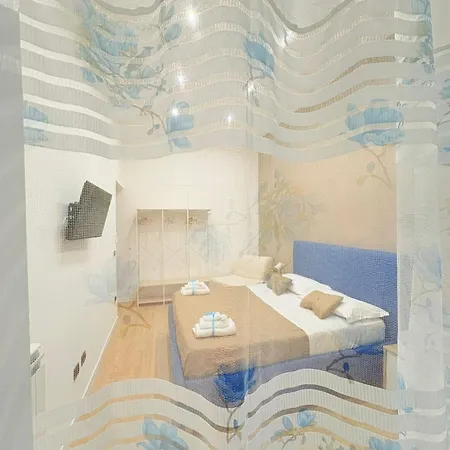 Duomo Luxury House Apartament Neapol